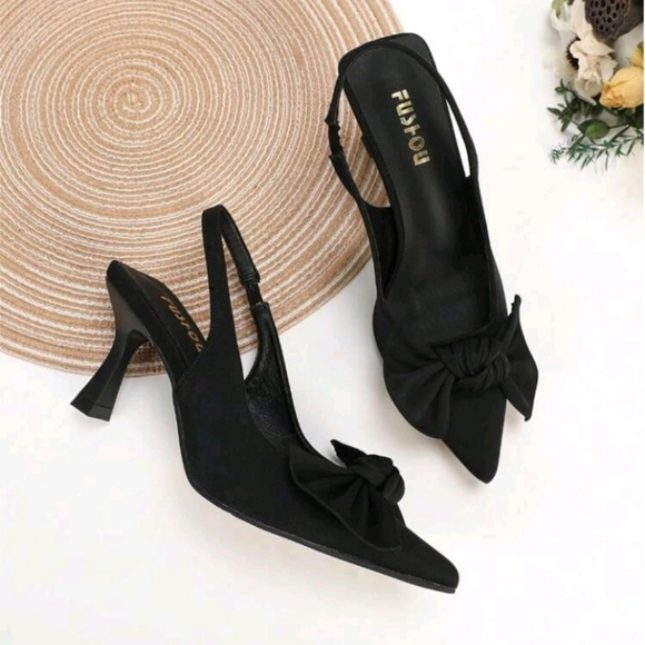 Elegant High Heel Pumps With Bow Detail, Pointed Toe Stiletto Heels - Picture 3 of 4